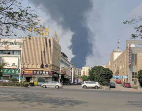 金壇一工廠突發嚴重火災,整個市區都能看見黑煙