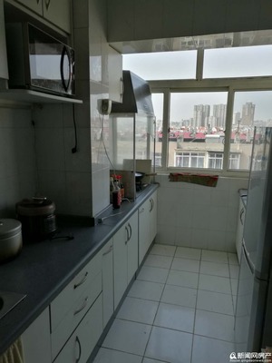 出售金壇一路精裝三室一廳房